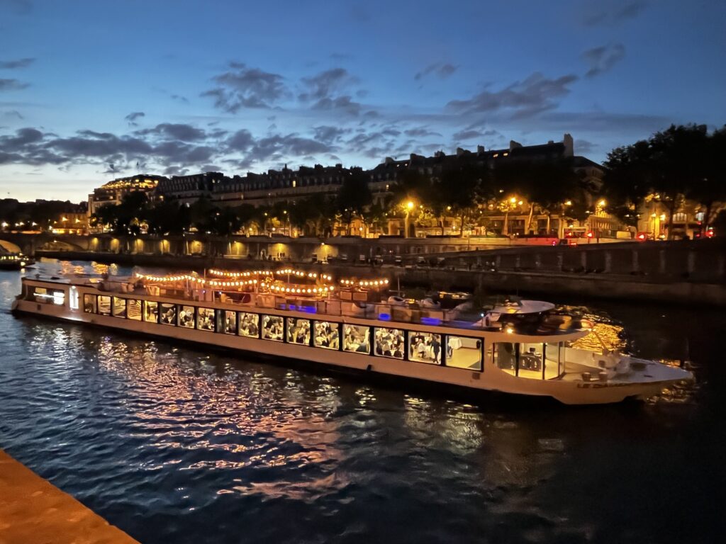 restaurant croisière paris