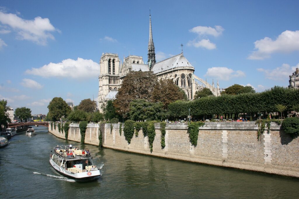 la seine notre dame