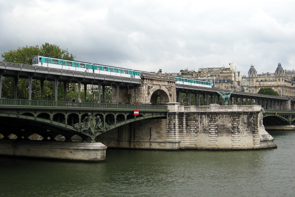 pont de bir hakeim